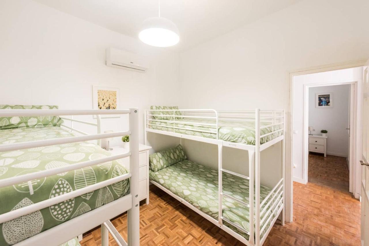 Apartamentos En Sol, Madrid Centro Dış mekan fotoğraf