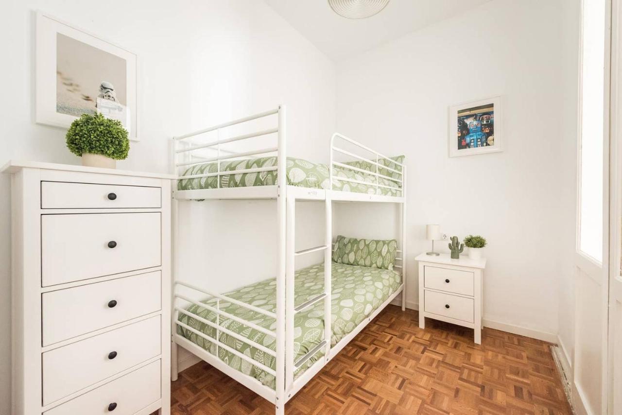 Apartamentos En Sol, Madrid Centro Dış mekan fotoğraf
