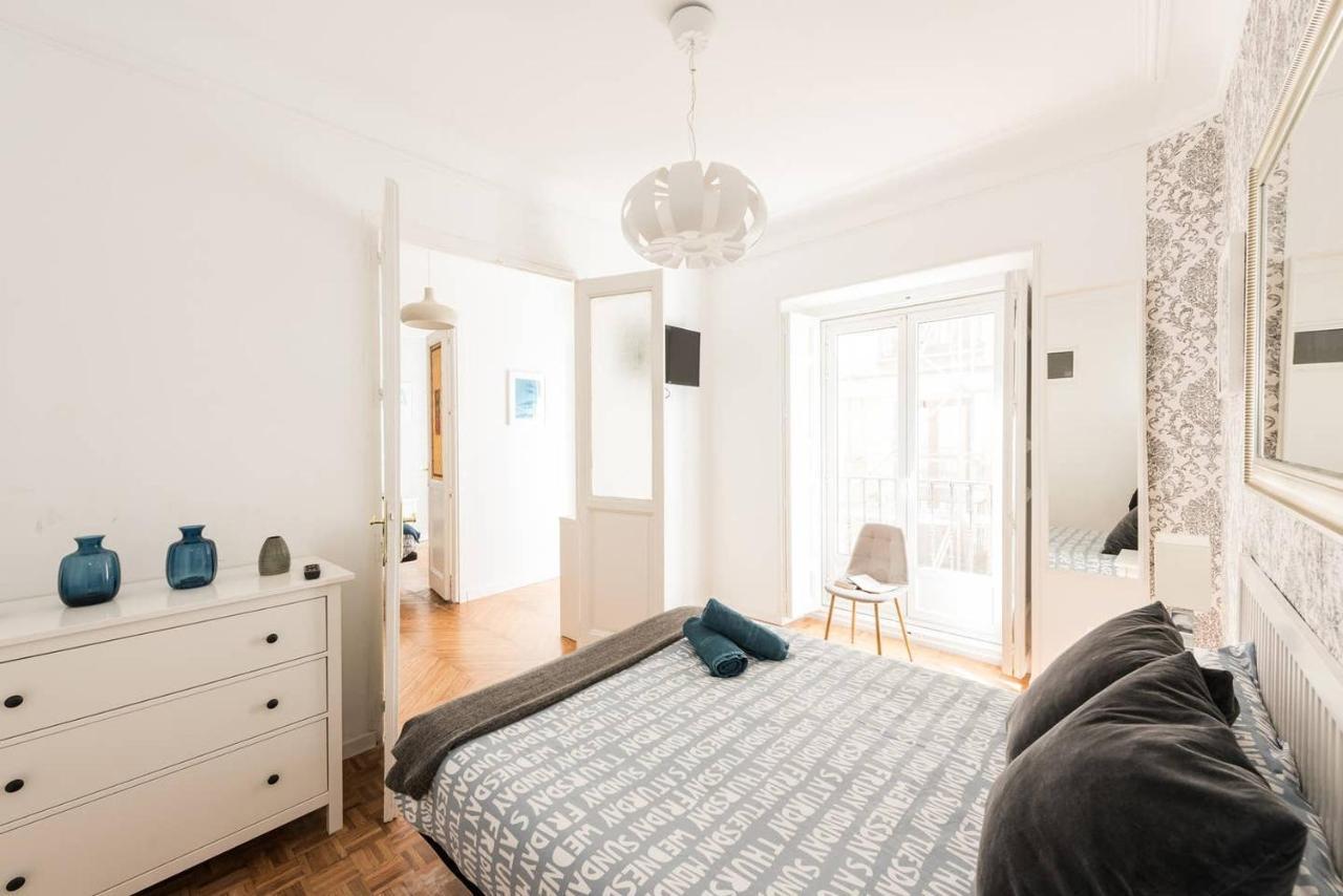 Apartamentos En Sol, Madrid Centro Dış mekan fotoğraf