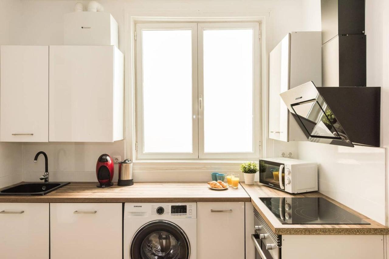 Apartamentos En Sol, Madrid Centro Dış mekan fotoğraf