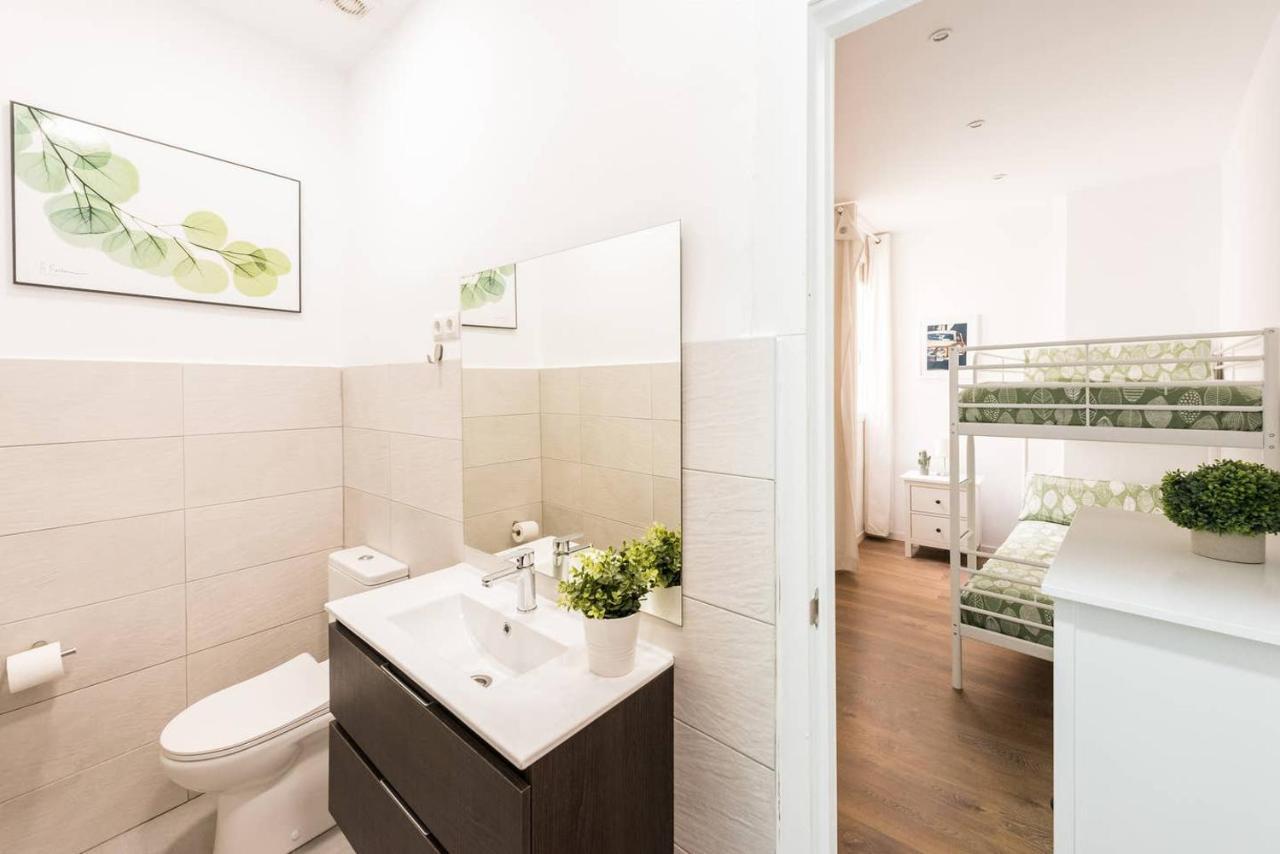 Apartamentos En Sol, Madrid Centro Dış mekan fotoğraf
